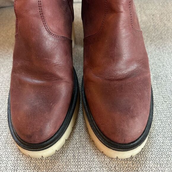 Free People James Cheslea Boots Cherry Chocolate Leather Size 39 / 8.5 - Picture 2 of 8